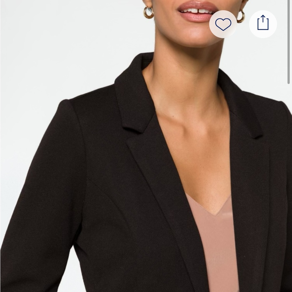 EUC Skies are Blue Textured Blazer - Black
Size Medium.